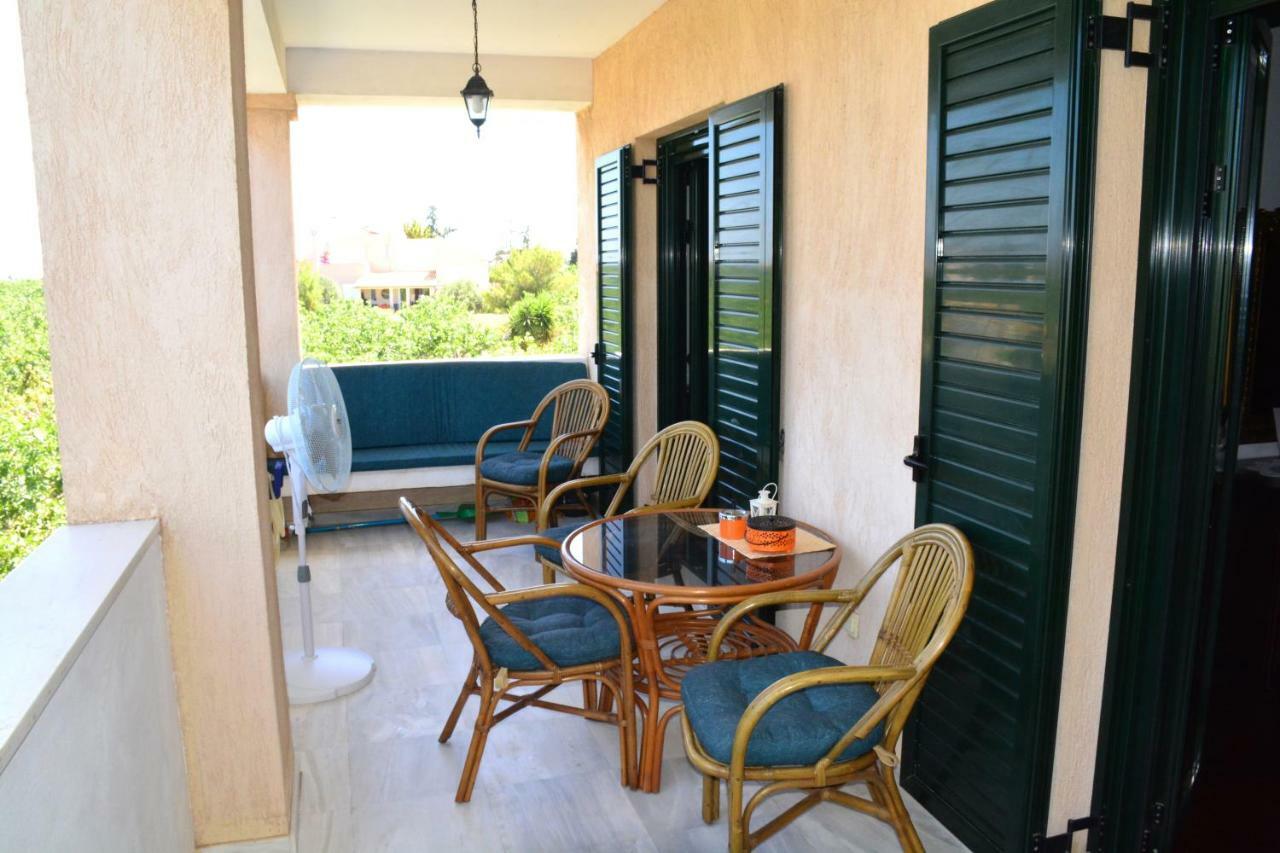 Villa Artemis Aegina ภายนอก รูปภาพ