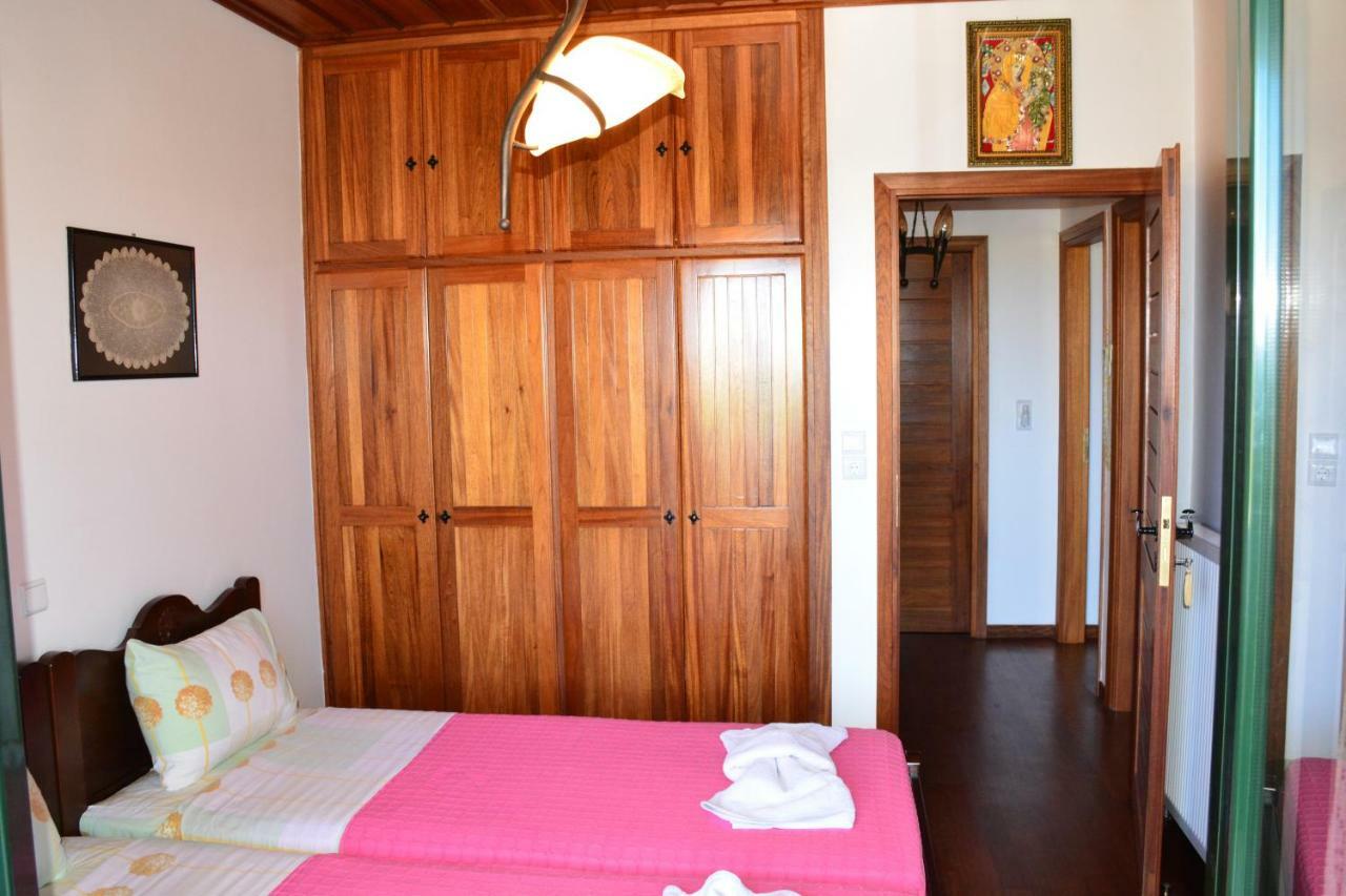 Villa Artemis Aegina ภายนอก รูปภาพ