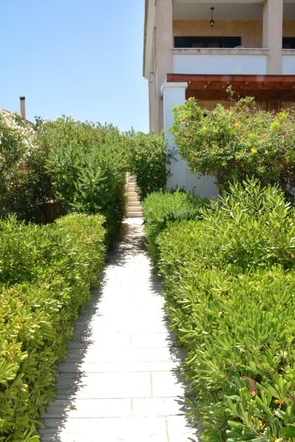 Villa Artemis Aegina ภายนอก รูปภาพ