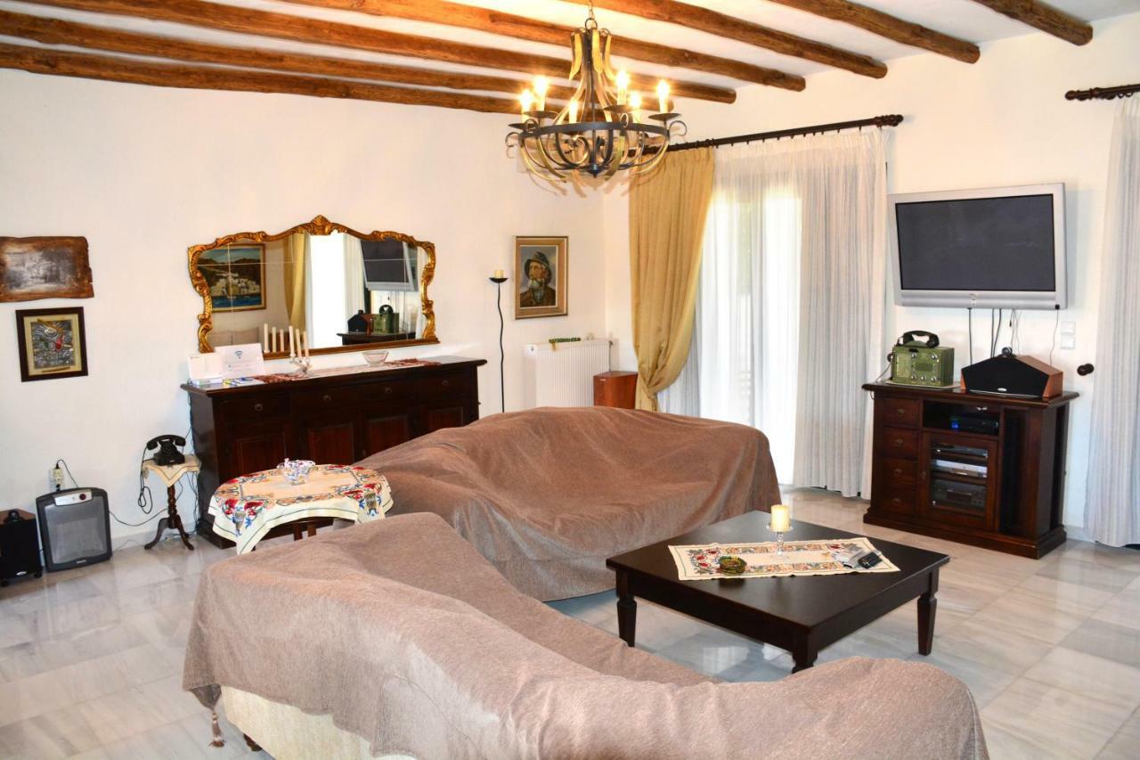 Villa Artemis Aegina ภายนอก รูปภาพ